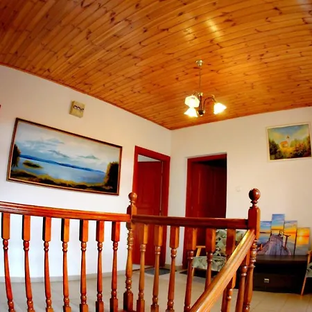 Dolce Villa Balaton Guest house *